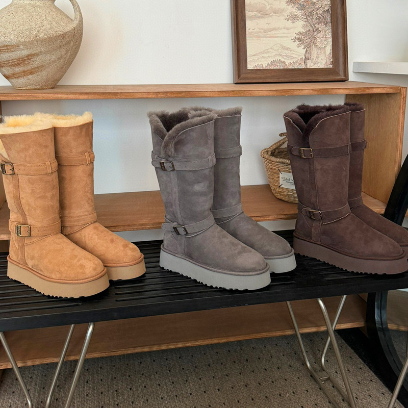 두꺼운 퍼 일체형 스노우 부츠 여성 겨울 보온 신상 스노우 부츠입니다