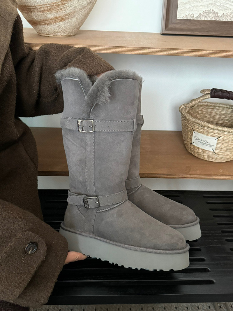 두꺼운 퍼 일체형 스노우 부츠 여성 겨울 보온 신상 스노우 부츠입니다