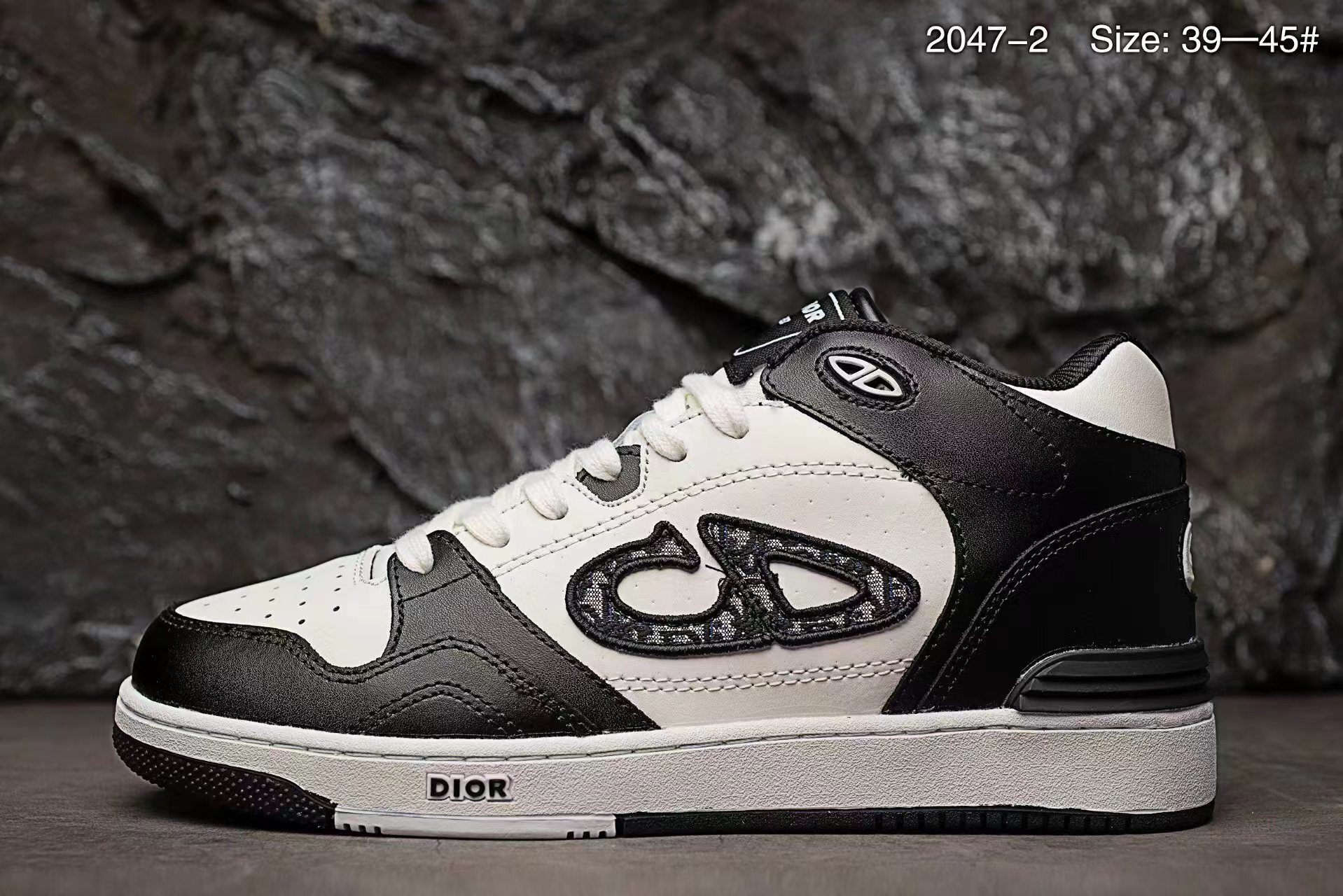 b57 레터링 스니커즈 남녀 커플 스타일 질의 가죽 슈즈 팬더 슈즈