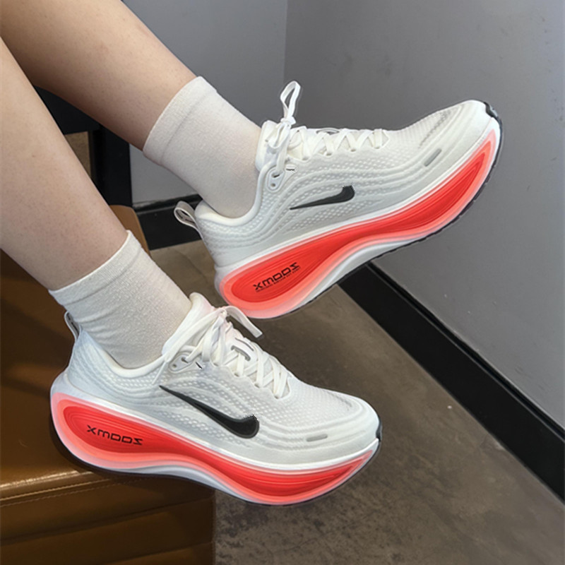 뉴 보메로플러스 스니커즈 남성화 여성화 통굽 워킹화 키높이화 여성화