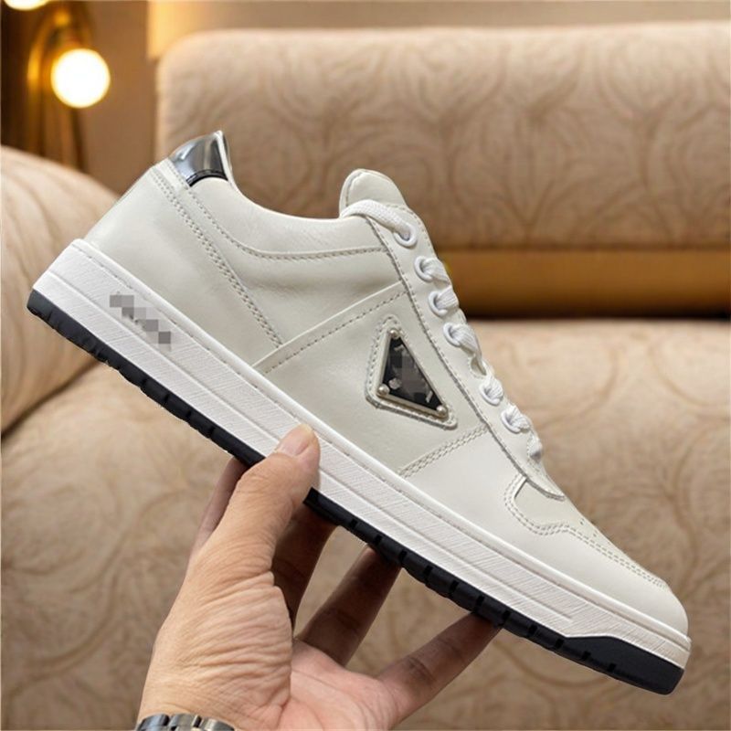 컬러풀한 남성화 현대적인 레포츠화 통풍이 잘 되는 흰색 슈즈 고전적인 남성화