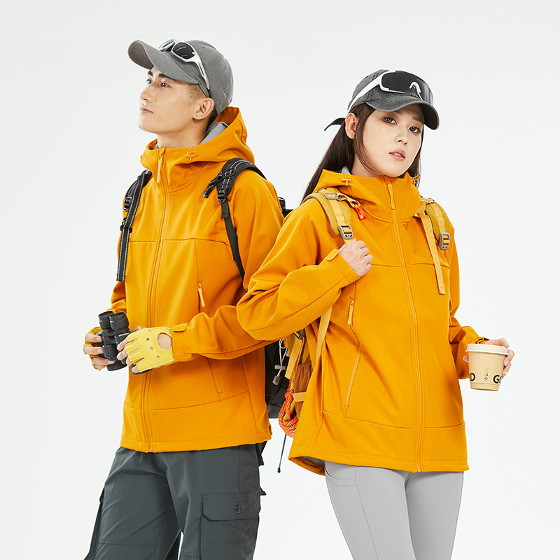 여자는 보모를 덧씌운 부드러운 바람막이 코트남자는 야외 도보 보온 방수 등산복