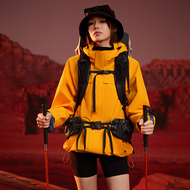 주작색 바람막이 재킷 여성 실외 국가 표준 방수 남성 3인 1 방풍 등산복 주문 제작하였다
