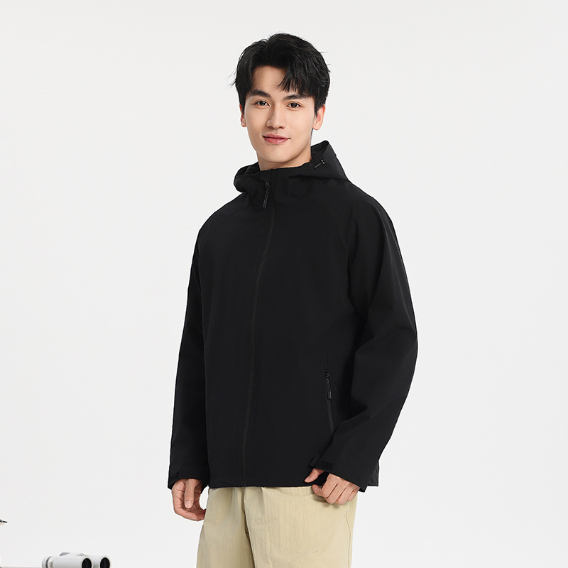 봄 신상 트렌치스판은 같은 기장의 방풍방수 아웃도어 캐주얼 재킷과 커플 등산복