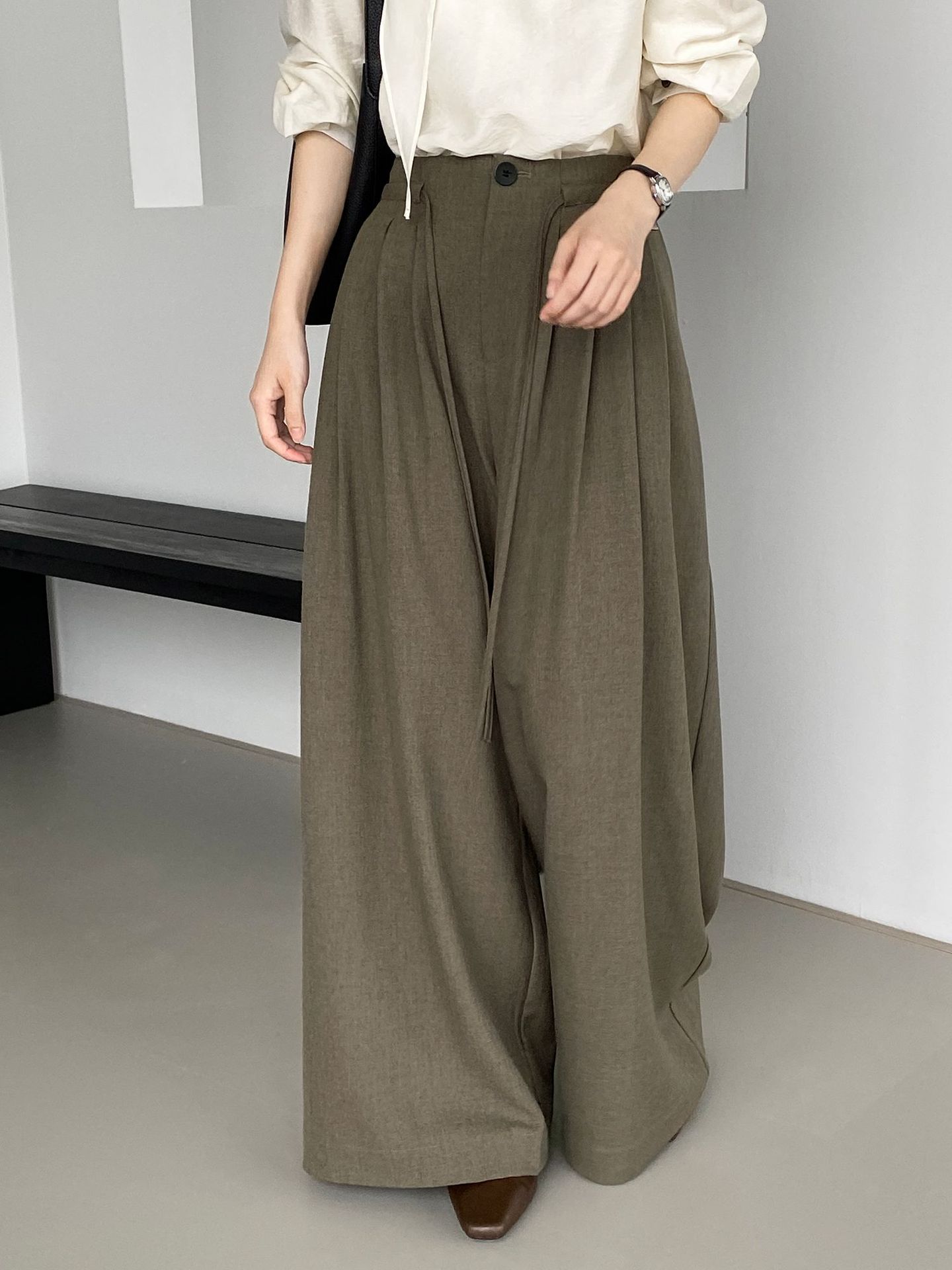 입추핏 한통 통근 고급감 와일드 슬림 와이드 팬츠 여성핏 캐주얼 롱 팬츠