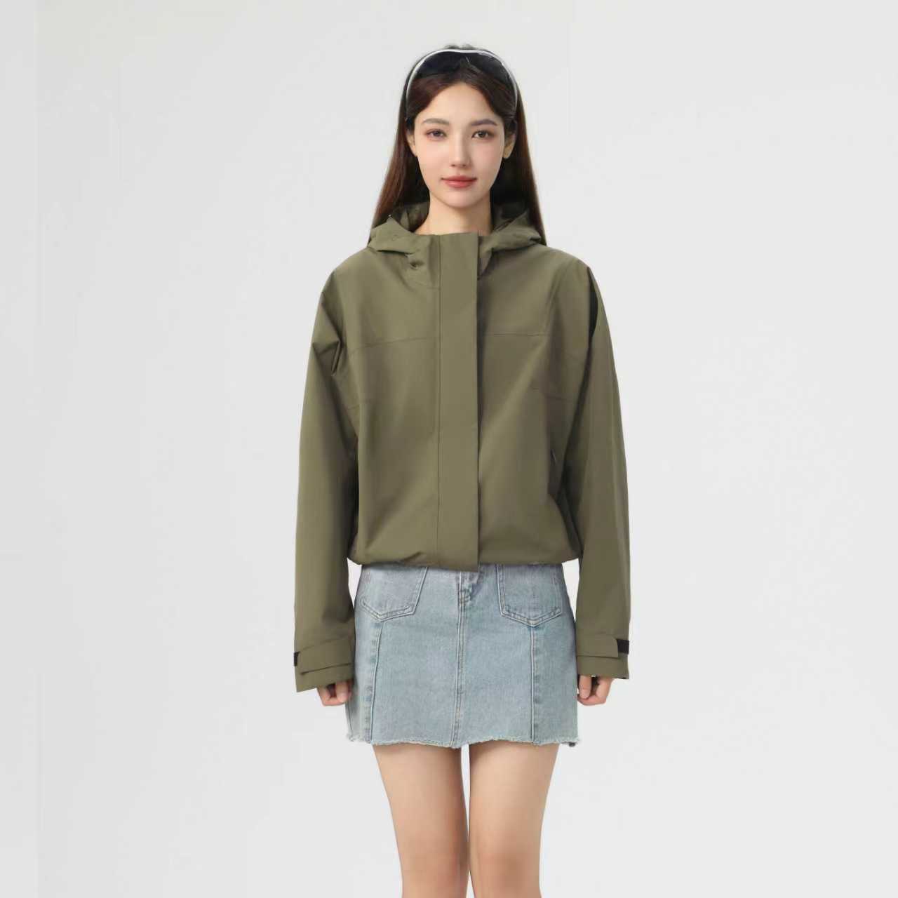 싱글 바람막이 여성용 쇼트 기장으로 방수 방풍 야상 날씬해 보이는 스타일링 트렌디한 아우터 스타일링