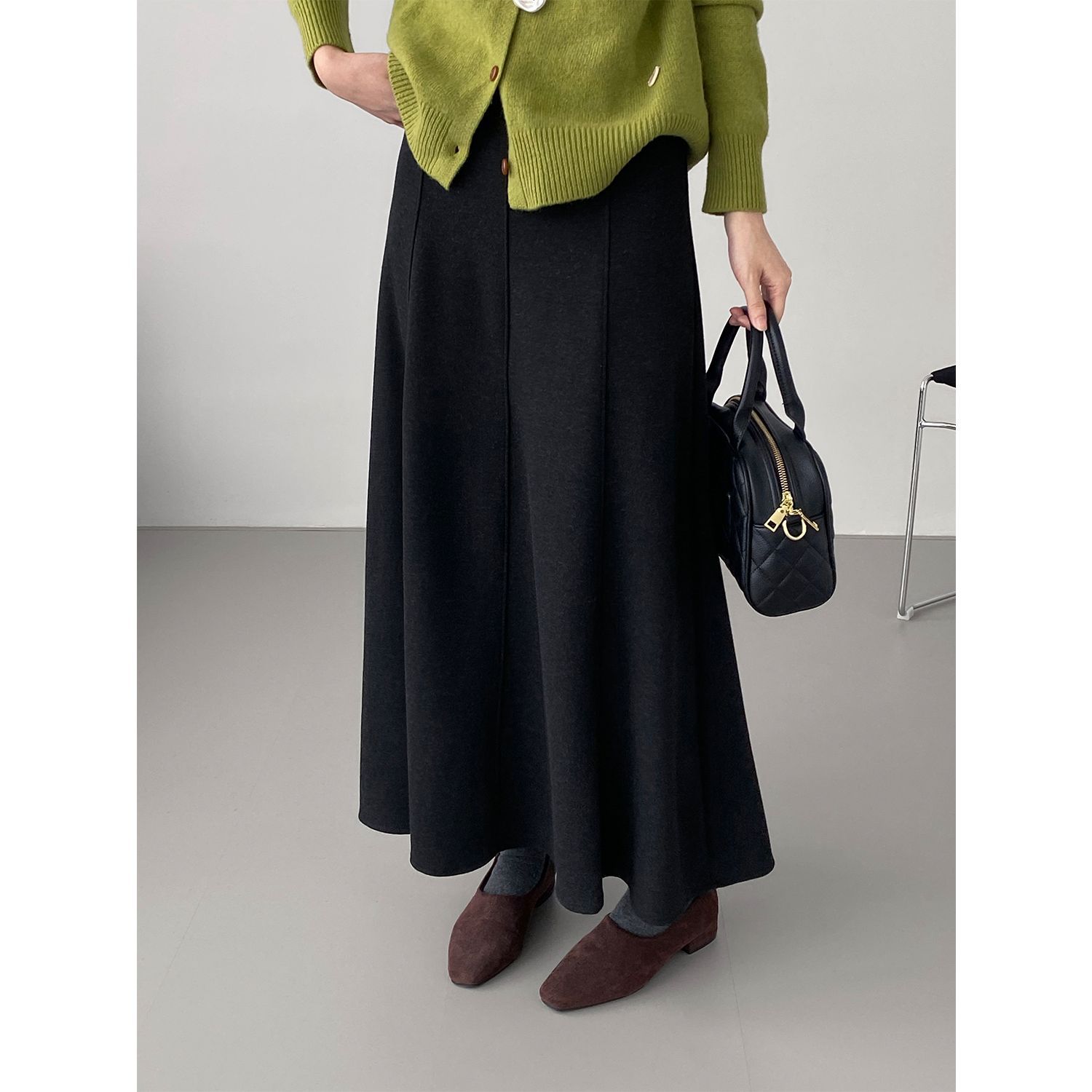 한식 통근 분위기의 시크한 짜임새 스커트예요, 여자 허리 밴딩 a 자로 날씬해 보이는 롱스커트예요