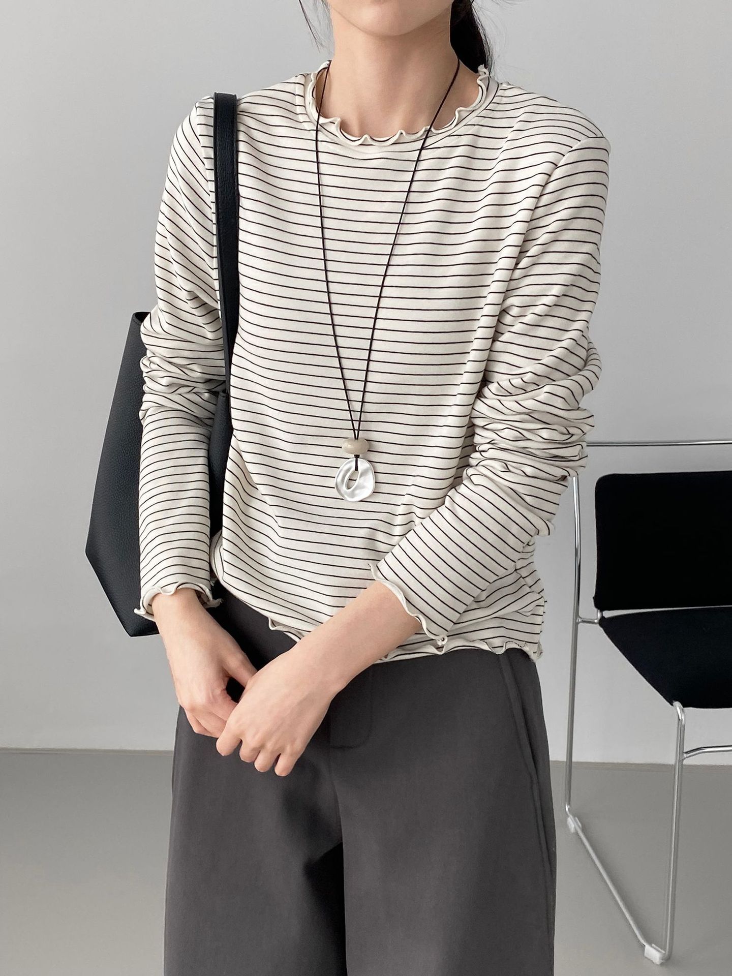 따뜻하고 심플한 목이버섯 기모 이너 여성 스판 쫀득쫀득한 니트 이너