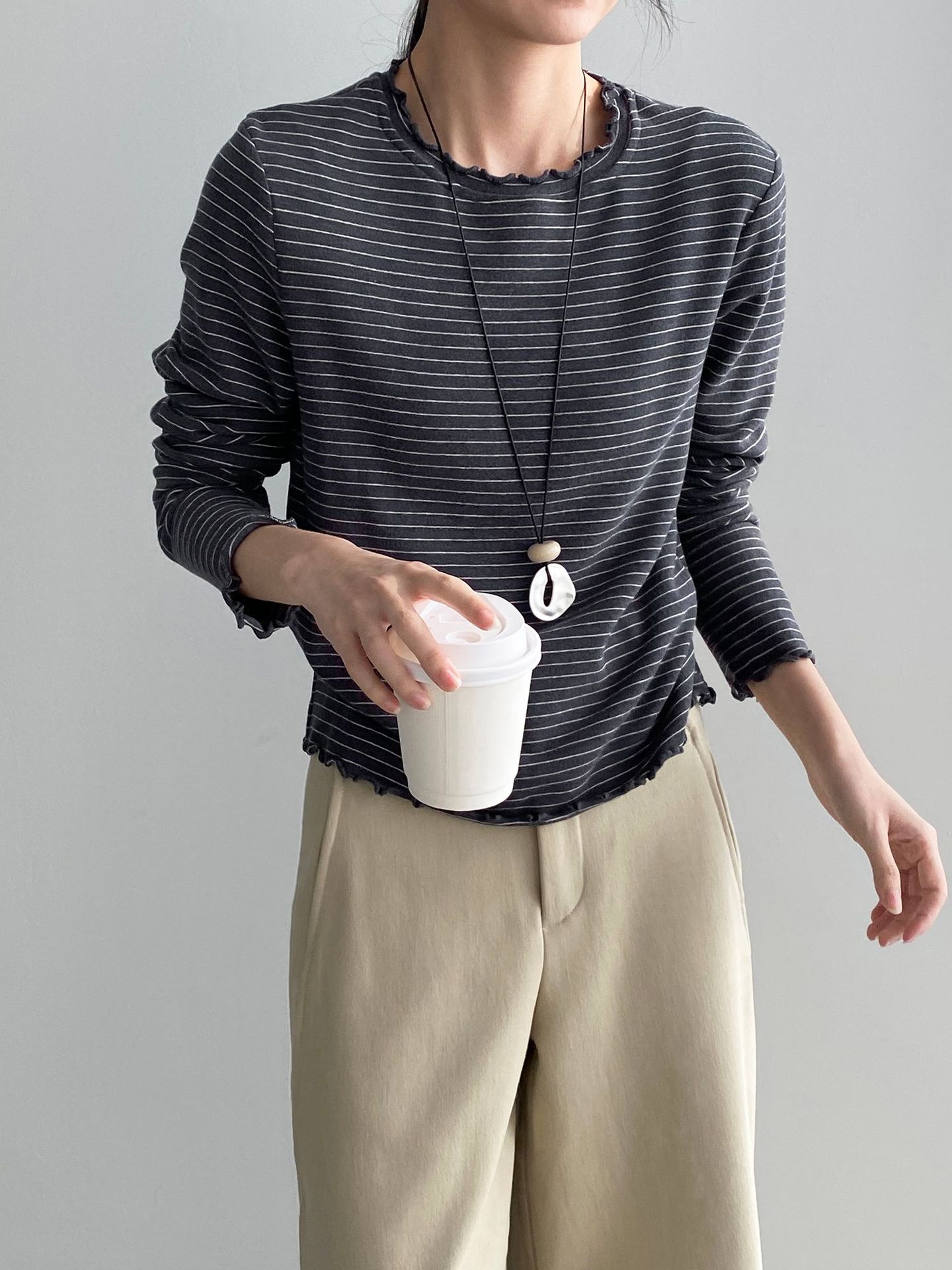 따뜻하고 심플한 목이버섯 기모 이너 여성 스판 쫀득쫀득한 니트 이너