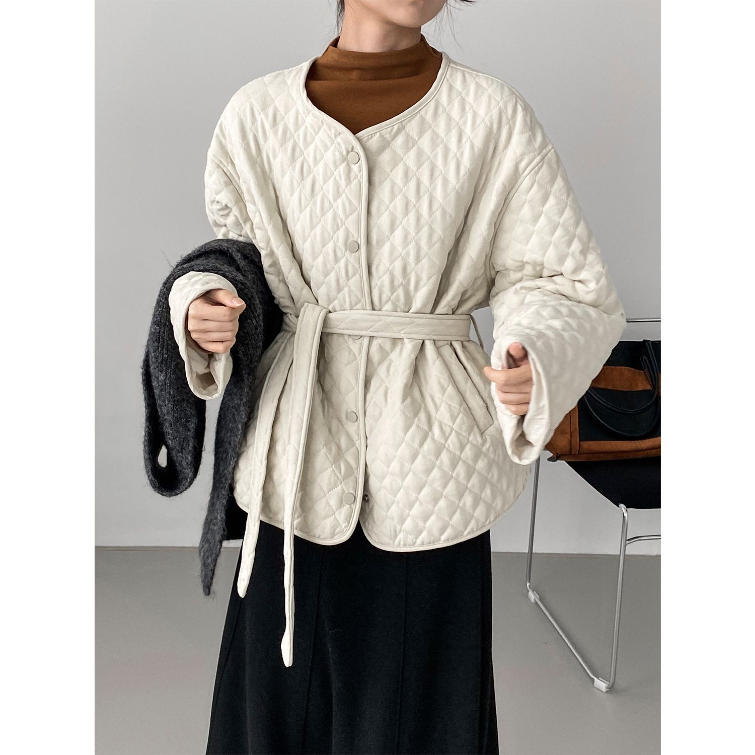 초겨울 작은 난로 스타일의 링거패딩 여성 라운드넥 루즈핏 레깅스 패딩