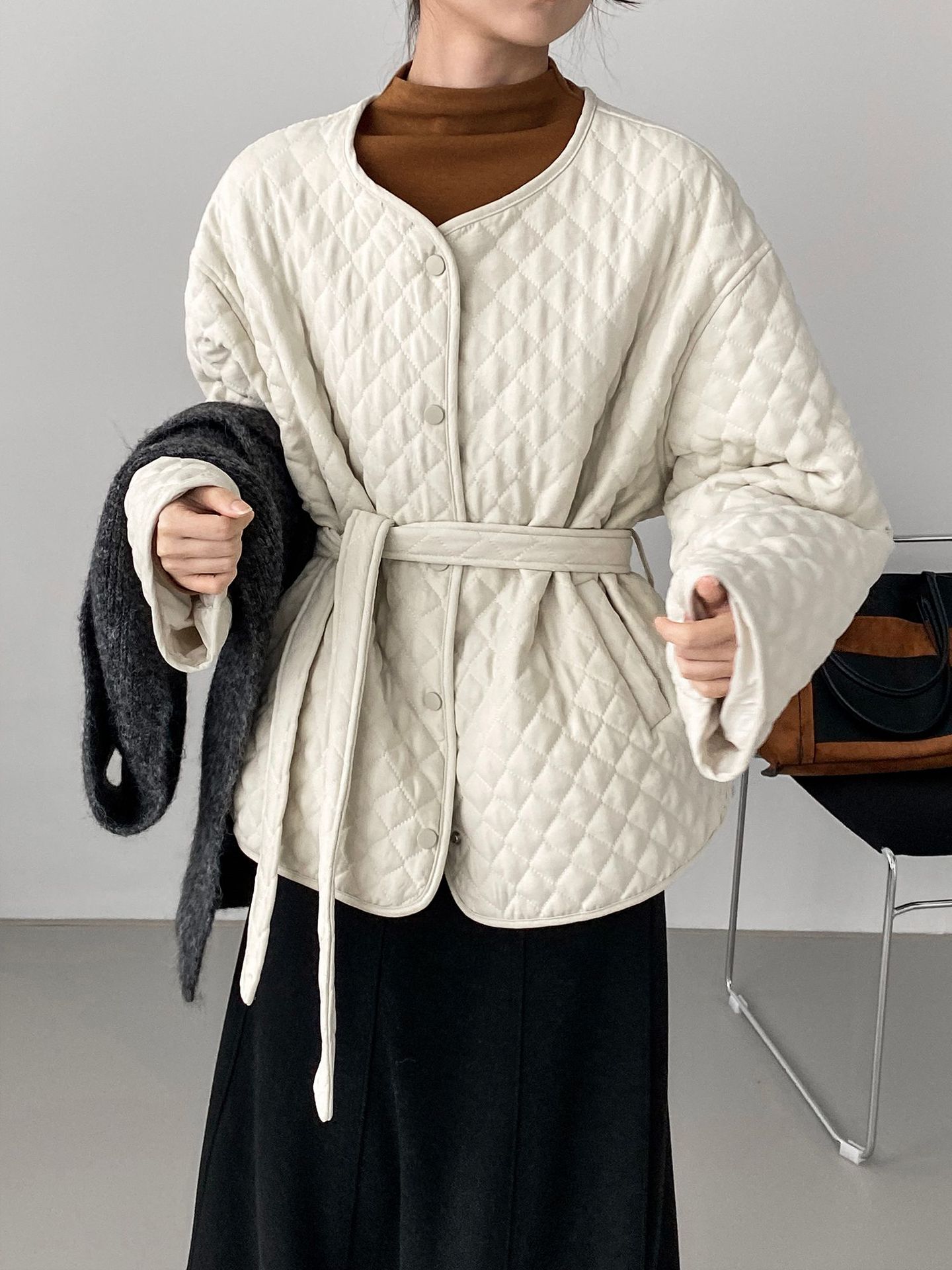 초겨울 작은 난로 스타일의 링거패딩 여성 라운드넥 루즈핏 레깅스 패딩