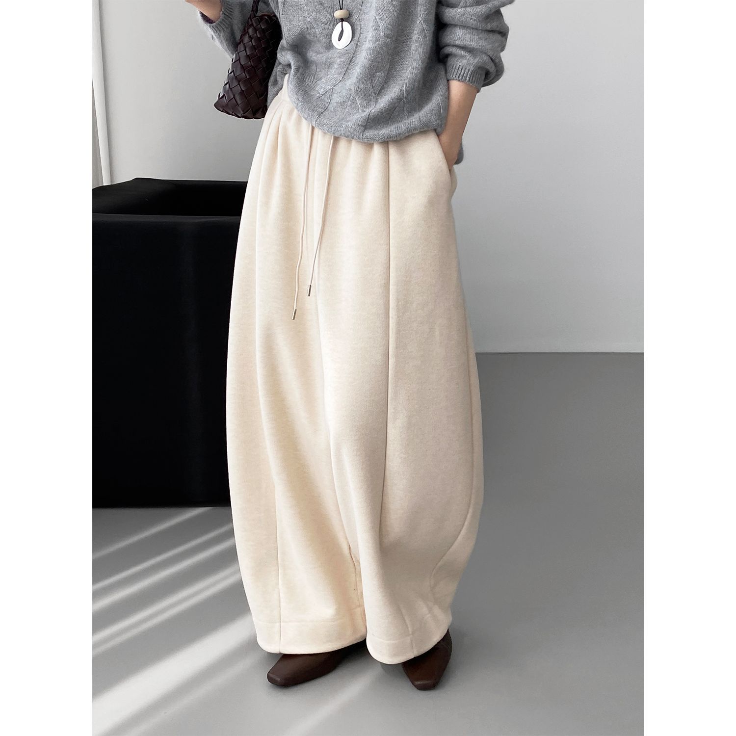 코디 팬츠 아무짝에도 잘 어울리는 슬림핏 와이드 팬츠 여성 밴딩 슬림핏 롱 팬츠