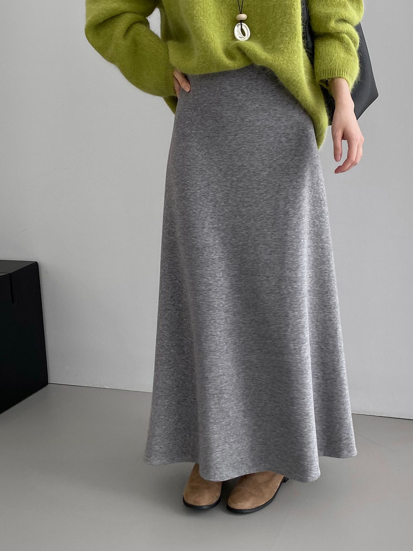 기모지 슬림 스커트 순수한 컬러의 시크한 스커트, 여자는 날씬해 보이는 a 라인 스커트