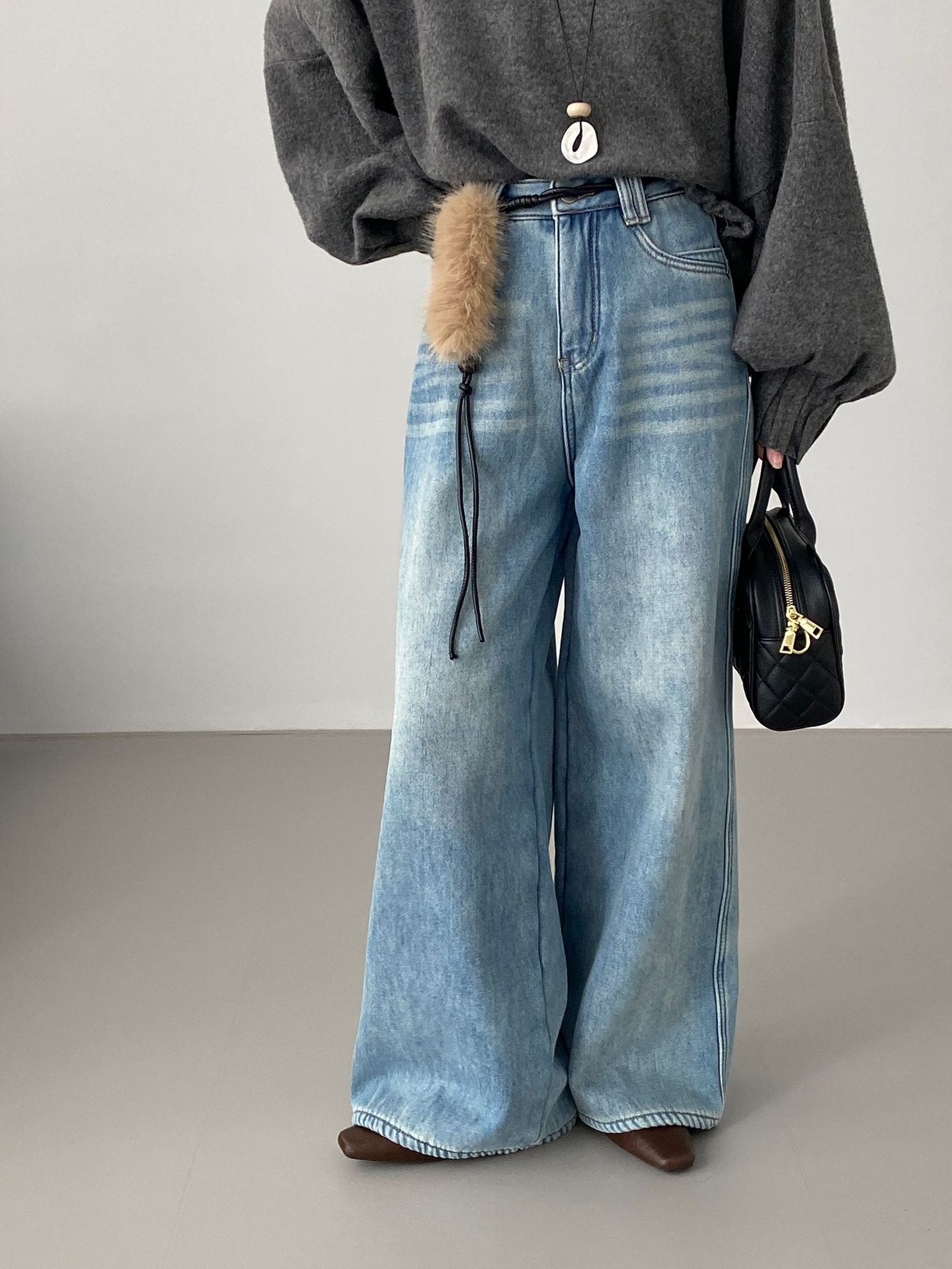 한풍 빈티지 워싱 기모 청바지 여성 하이웨이스트 골반 가려 날씬해 보이는 와이드 팬츠