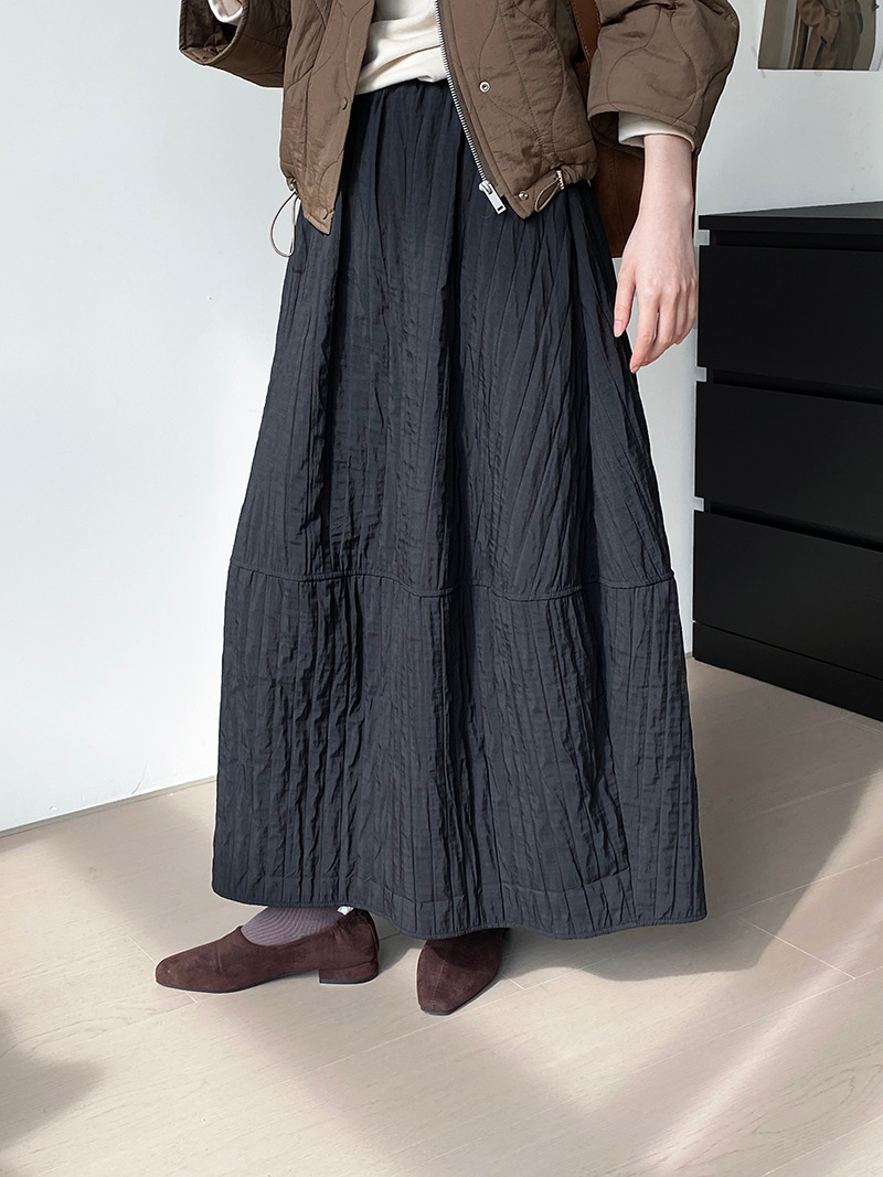 데일 플로랄 세트 라운드넥 누빔 베스트 코트면 날씬해 보이는 스커트 투피스