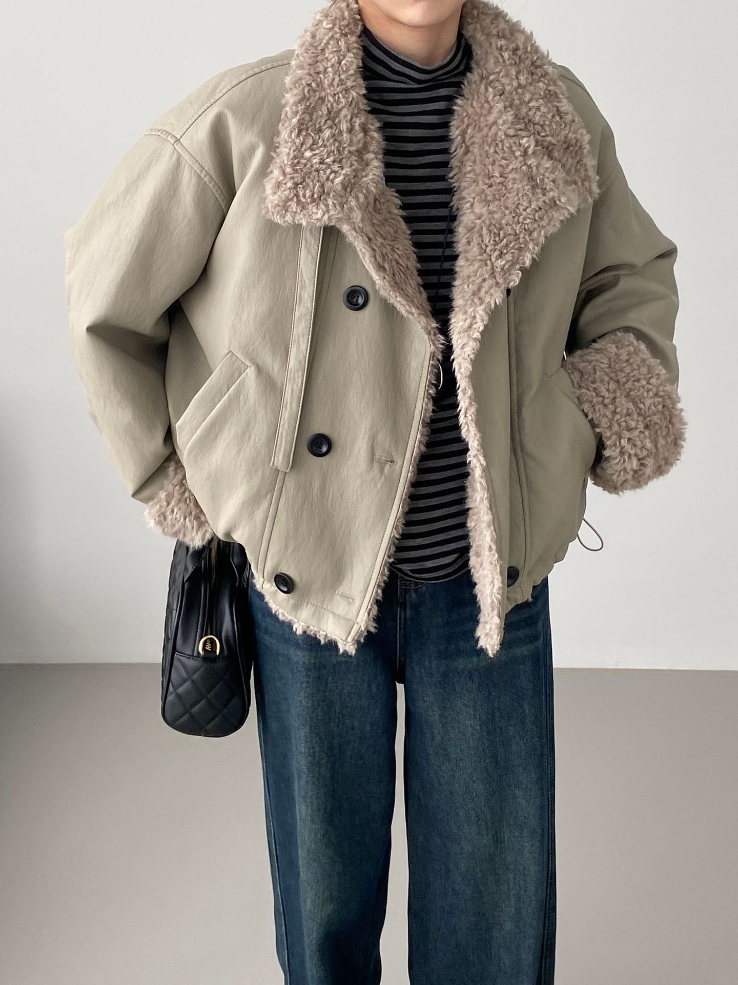 복고 멋스러운 한국계 pu 패딩 여성 스웨이드 패딩 재킷에 흰색 오리털 점퍼