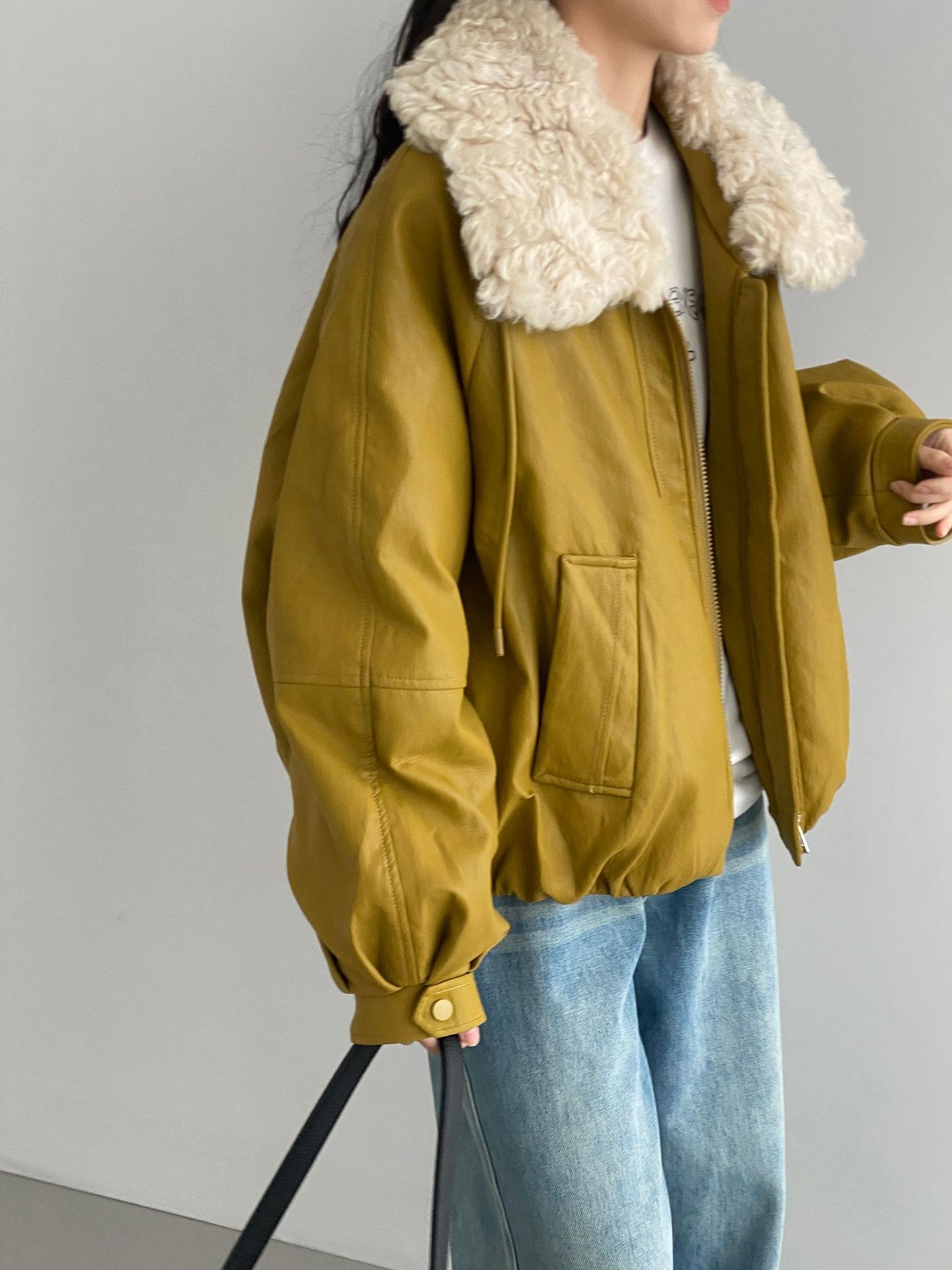 스웨이드 깃 한인 pu 패딩점퍼 여성 두툼한 가죽점퍼 흰색 오리털