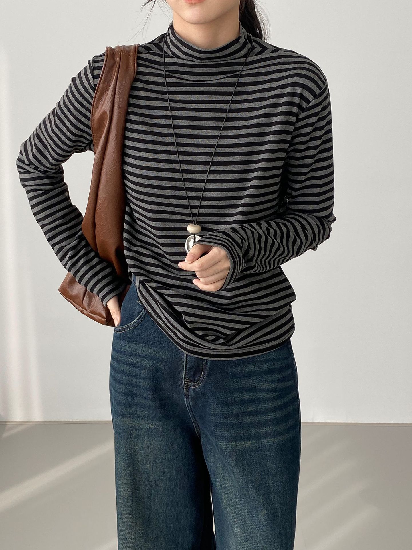 이너 솔리드 기모 반폴라 이너 슬림한 스판 탑