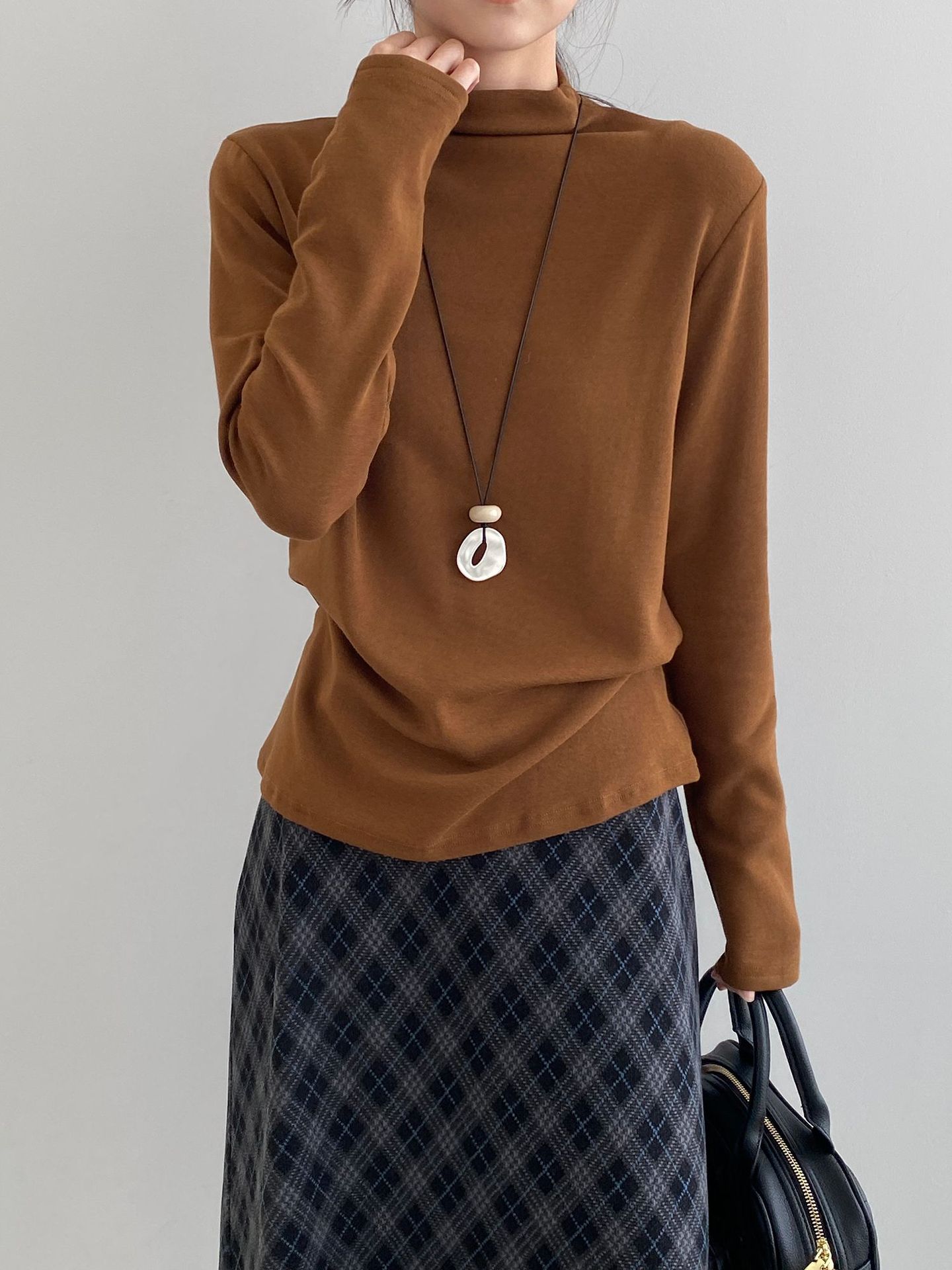 이너 솔리드 기모 반폴라 이너 슬림한 스판 탑