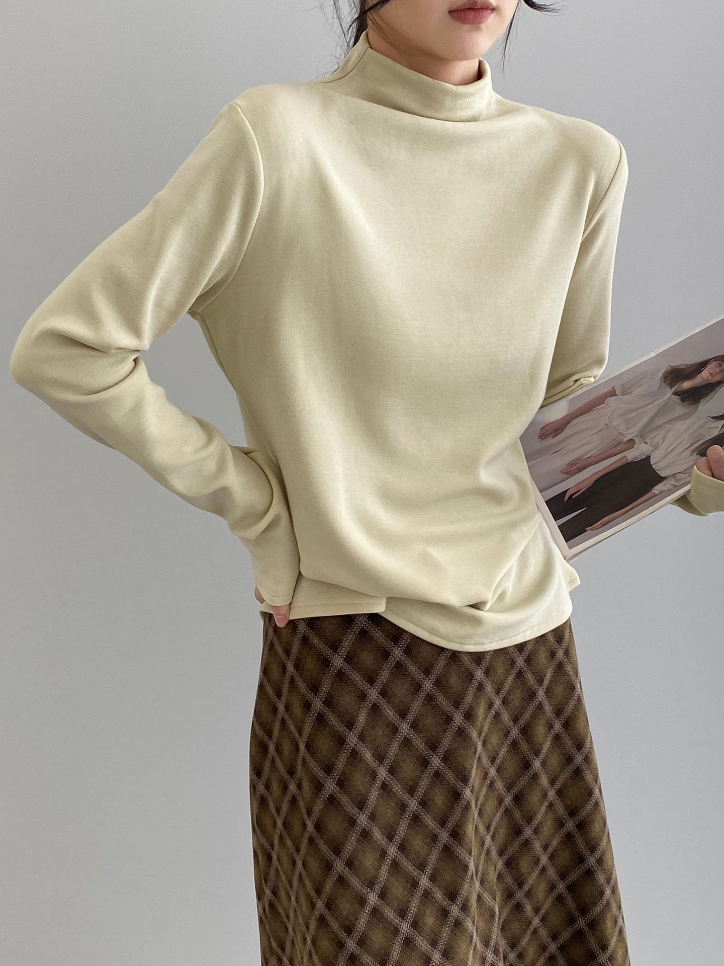 이너 솔리드 기모 반폴라 이너 슬림한 스판 탑