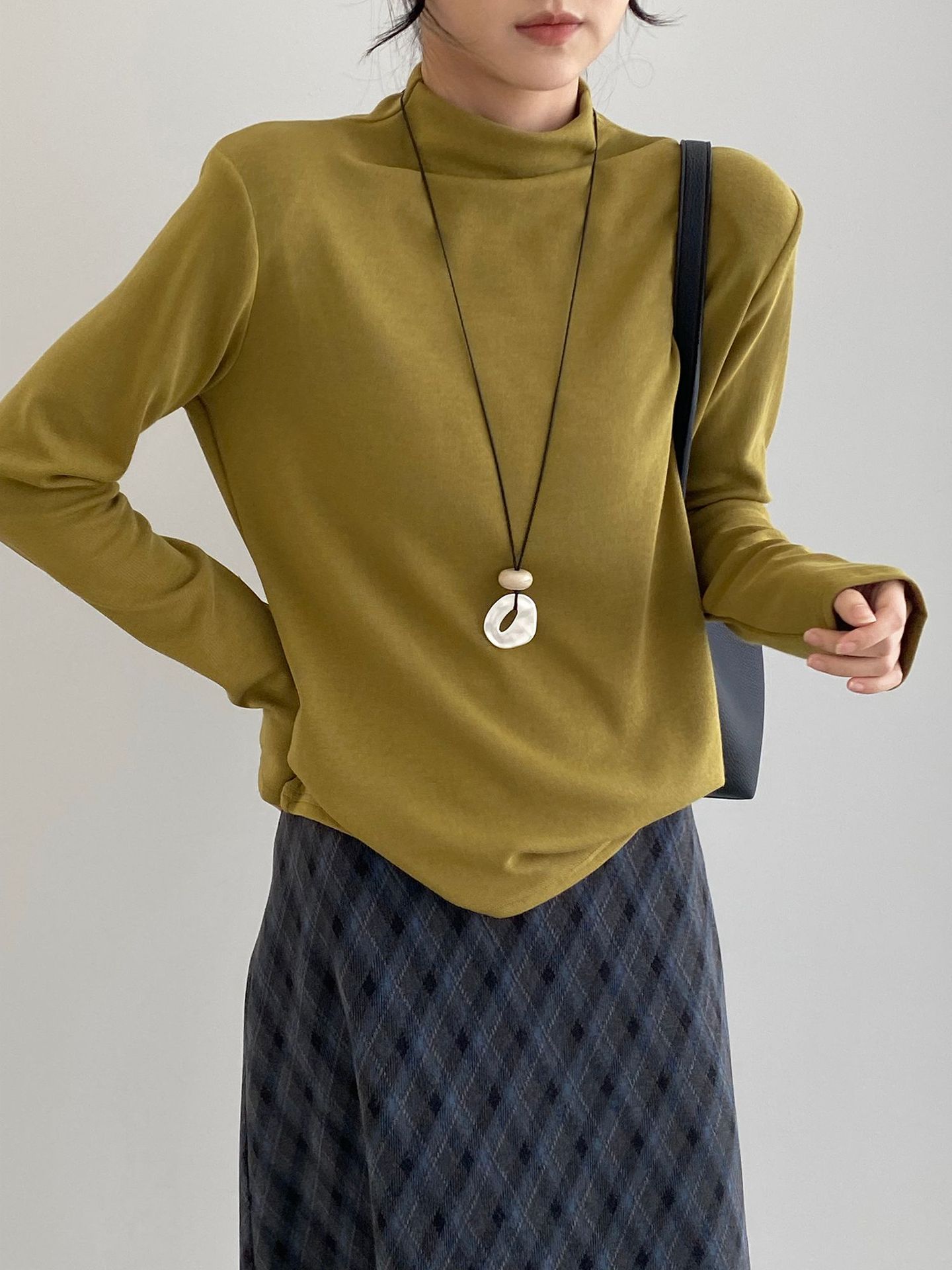 이너 솔리드 기모 반폴라 이너 슬림한 스판 탑