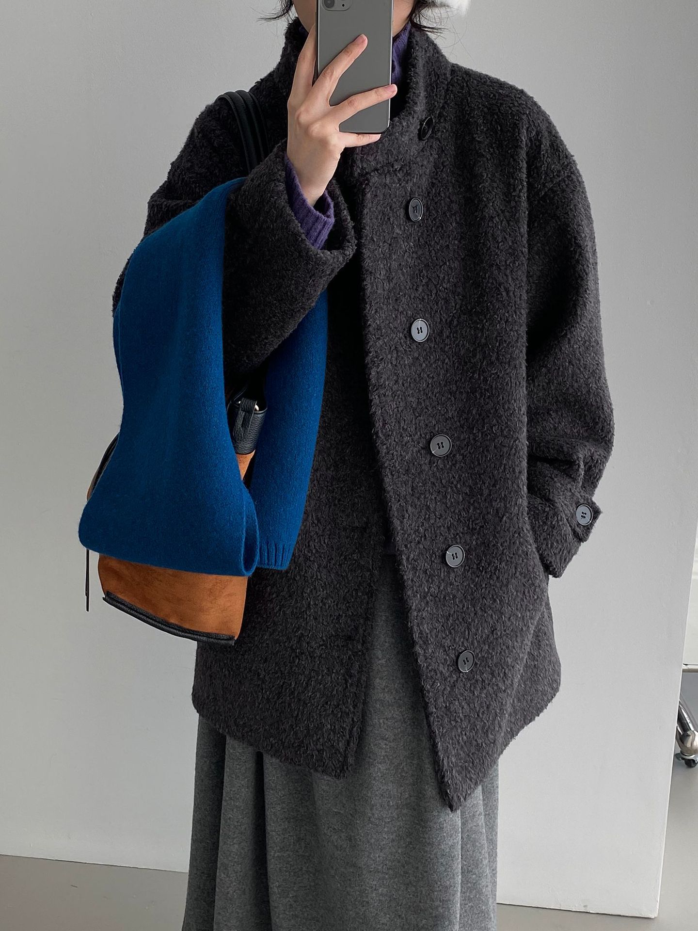 여성용 코트는 고급스럽고 나른한 느낌, 스탠드칼라 모직 코트라 따뜻하고 두툼한 탑