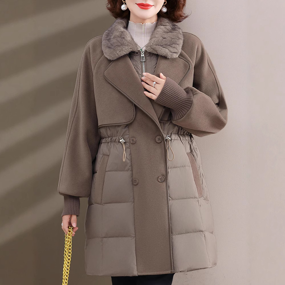 겨울옷 하이패션 미디엄 롱 패딩 점퍼. 중장년층 여성들의 가을 겨울 트렌디한 화이트 오리털 점퍼