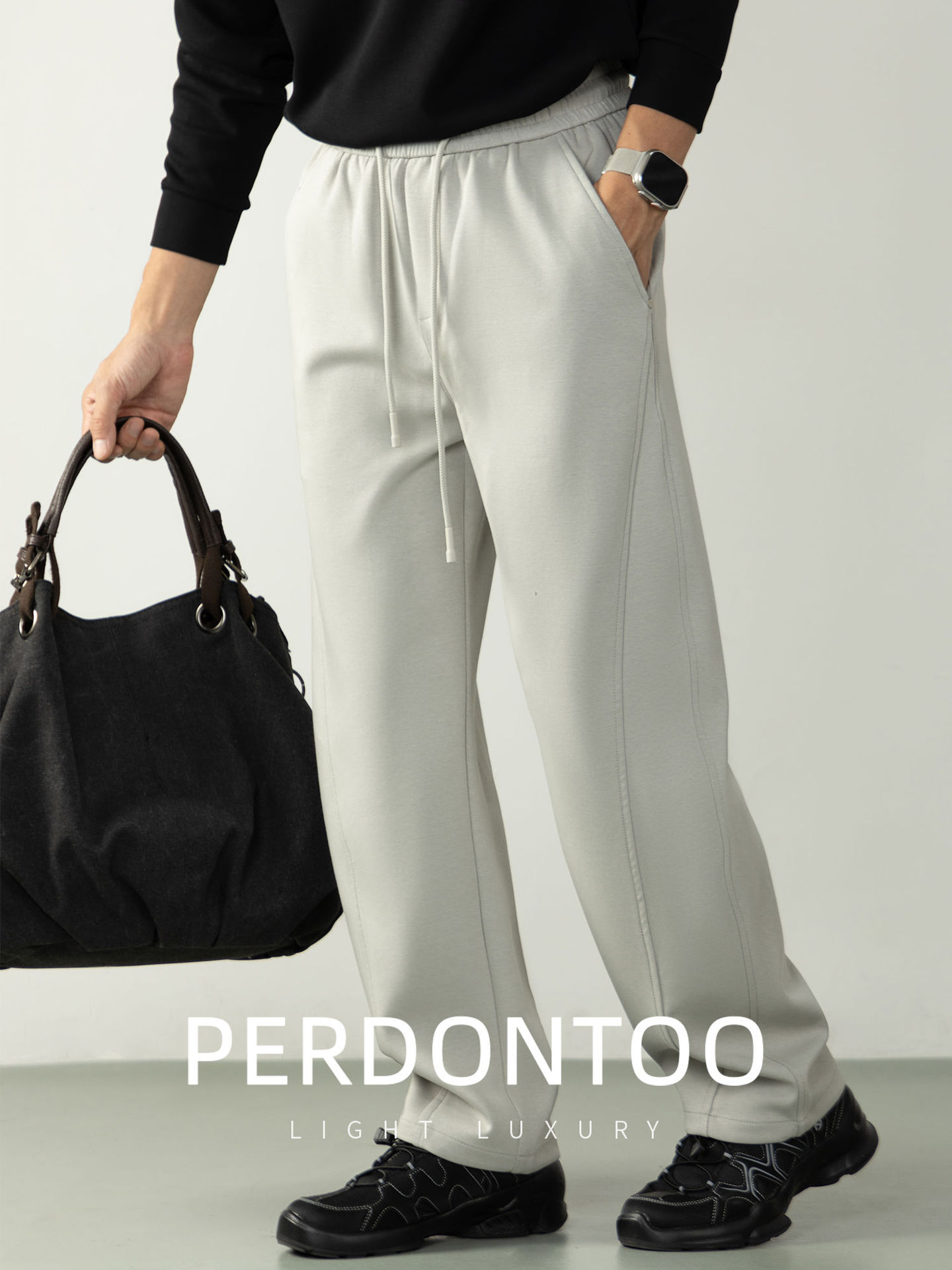 320g 무게감의 도톰한 니트 캐주얼 남성용 가을 겨울 편안한 착 떨어지는 트레이닝 팬츠입니다