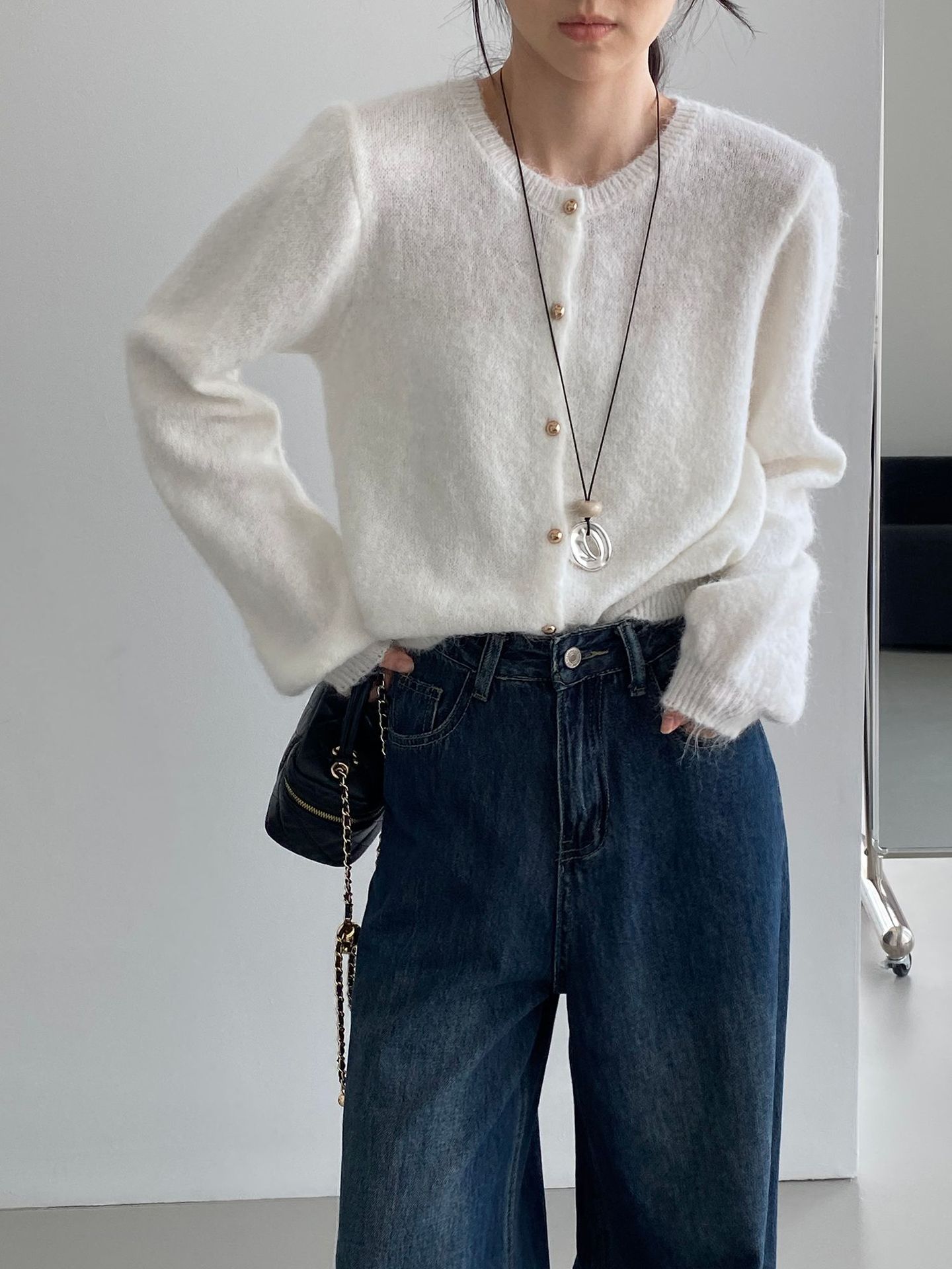 10 울 부드러운 초롱 소매 니트 여성 라운드 칼라 단추 찰밥 스웨터