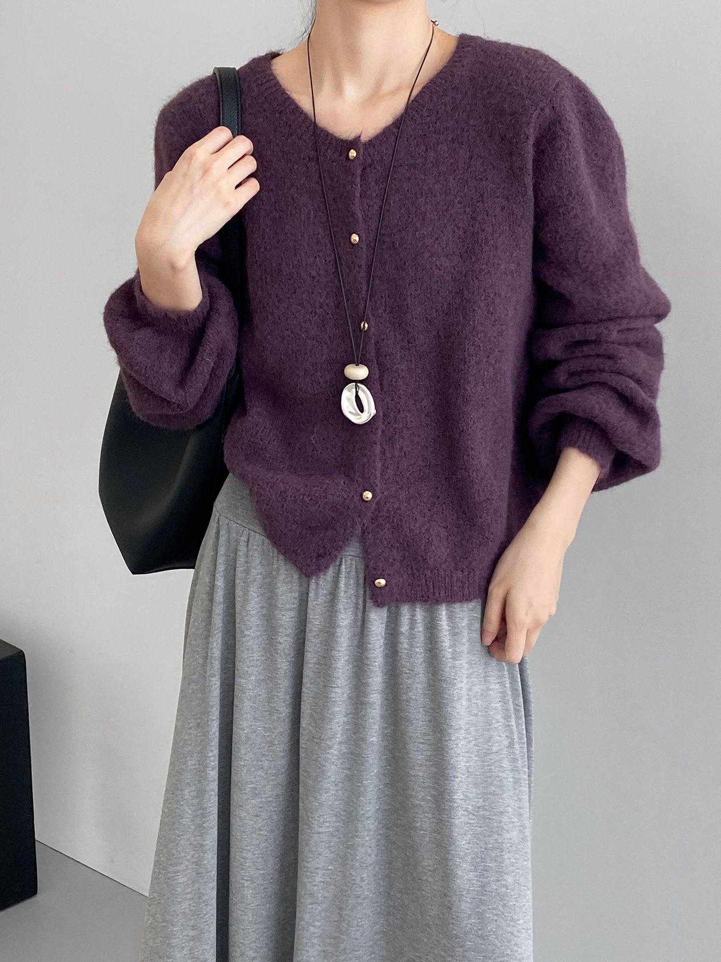 10 울 부드러운 초롱 소매 니트 여성 라운드 칼라 단추 찰밥 스웨터