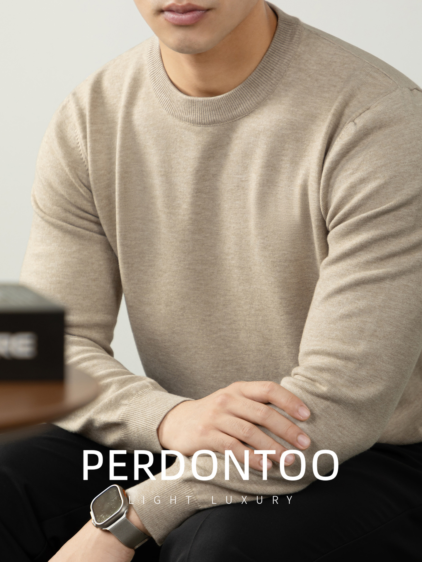 포근한 울 가을겨울 따뜻하고 편안한 라운드 남성 니트 고급감