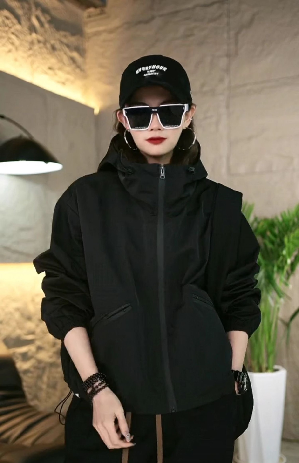 라지 사이즈 바람막이 아우터 여성 후드 탑 롱 슬리브