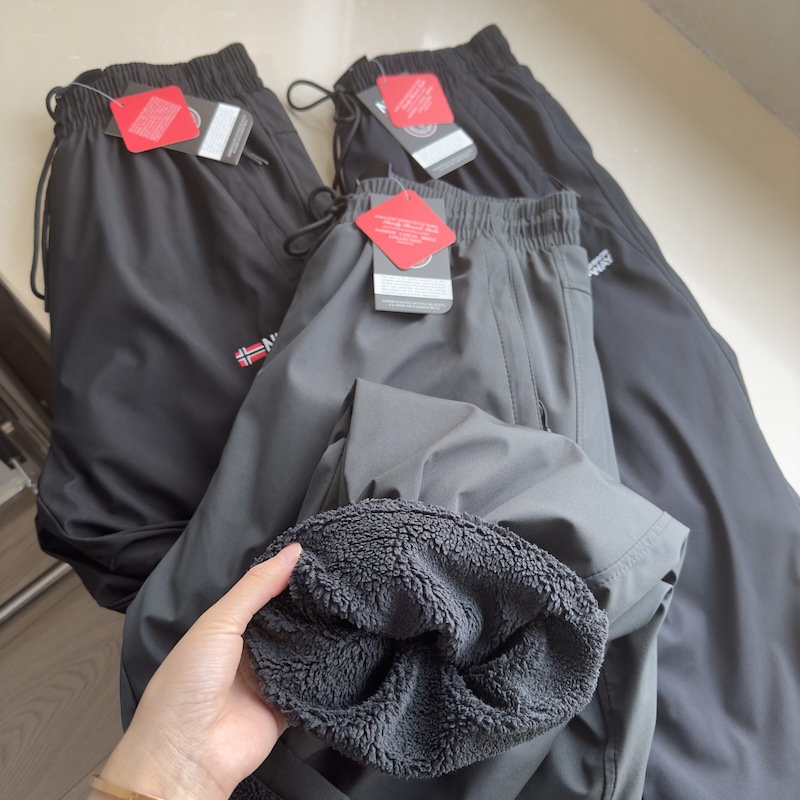 영하 20도 추위에도 강한 남성 허리 밴딩 방풍 방수 기모 도톰한 롱 팬츠입니다