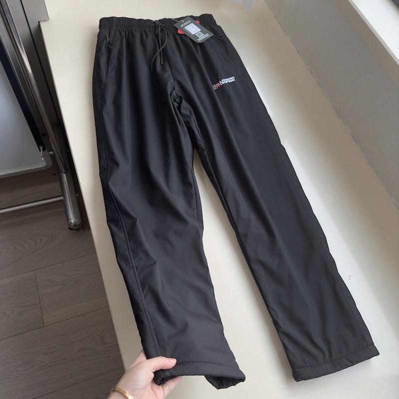 영하 20도 추위에도 강한 남성 허리 밴딩 방풍 방수 기모 도톰한 롱 팬츠입니다