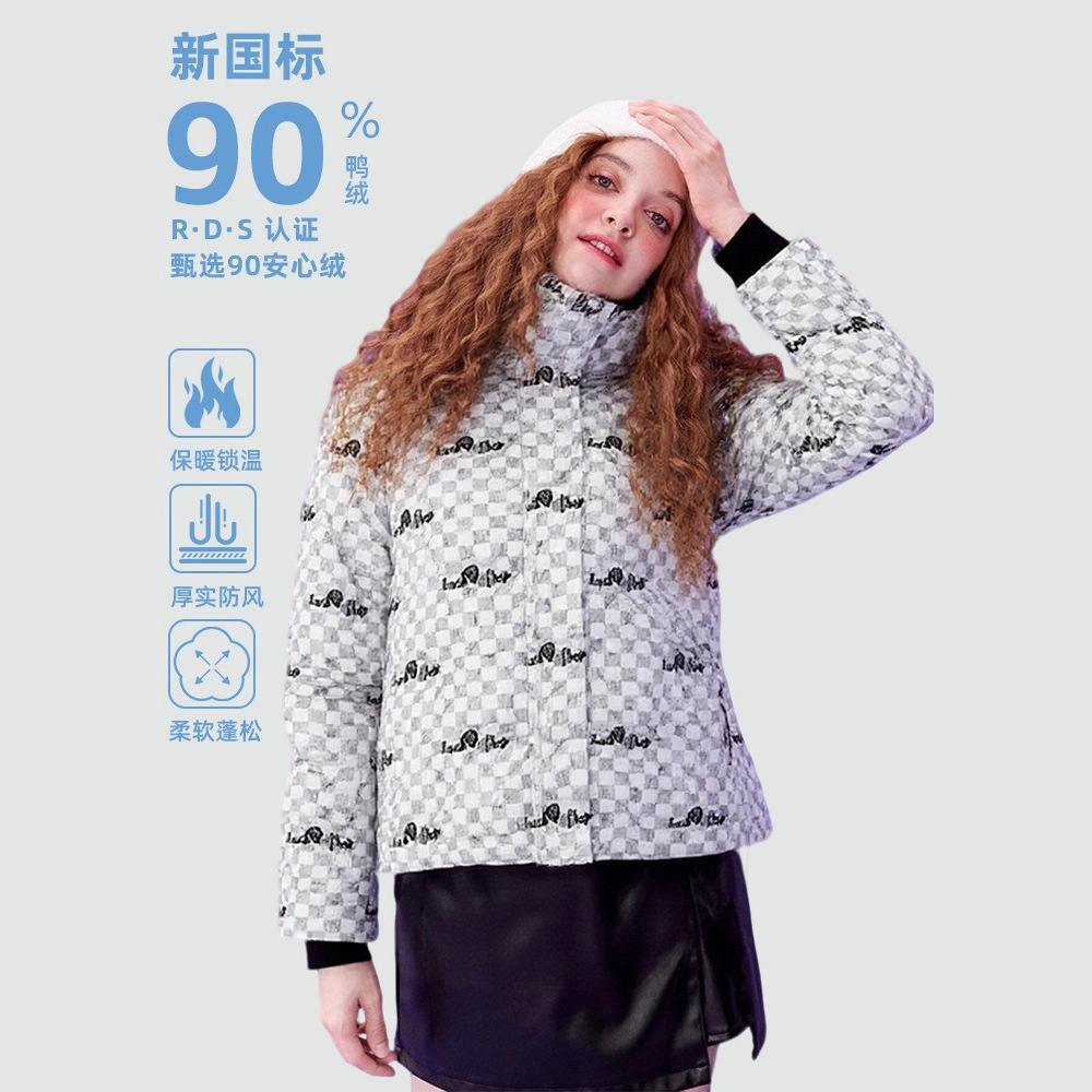 신상 고급 느낌의 트렌디한 식빵 재킷 방한 패딩 점퍼입니다