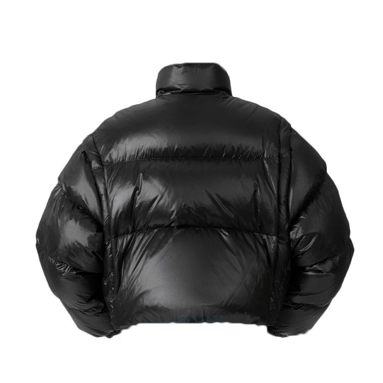 짧은 기장의 루즈한 패셔니스타일리시한 키 작은 빵점퍼 패딩 맞춤 코트입니다