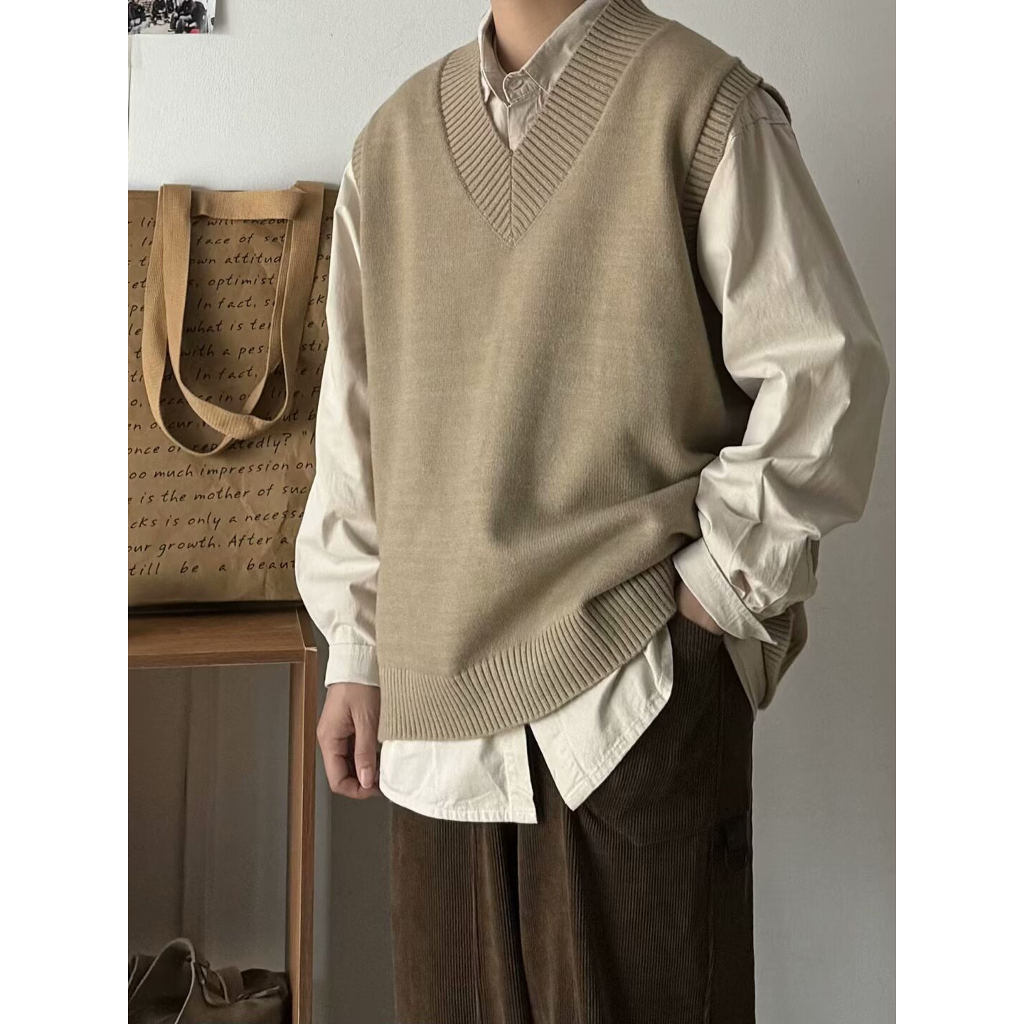 브이넥 베스트 니트 니트 남성 민소매 조끼