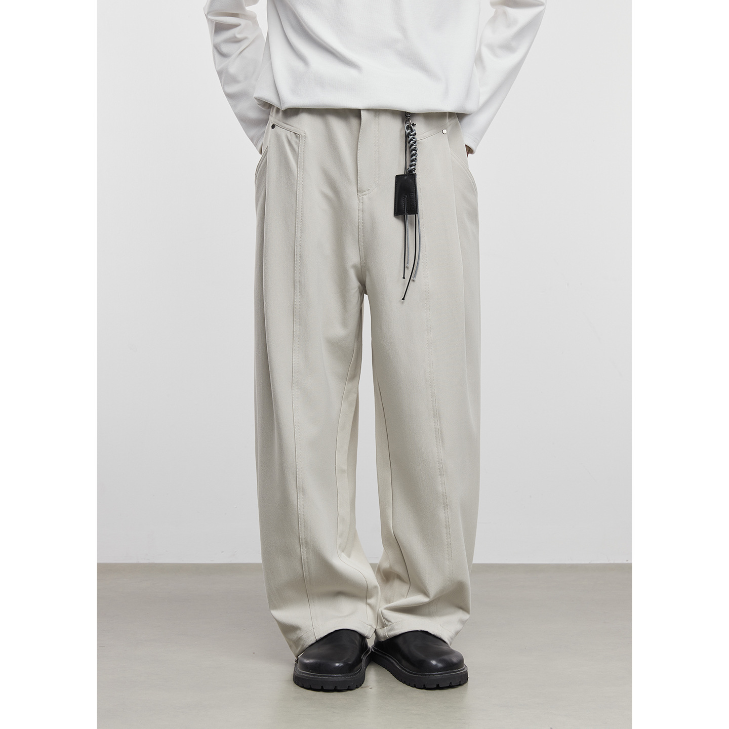 남성 통바지 남성 가을 신상품 브랜드 클린핏 올프렌치 캐주얼 롱 팬츠입니다