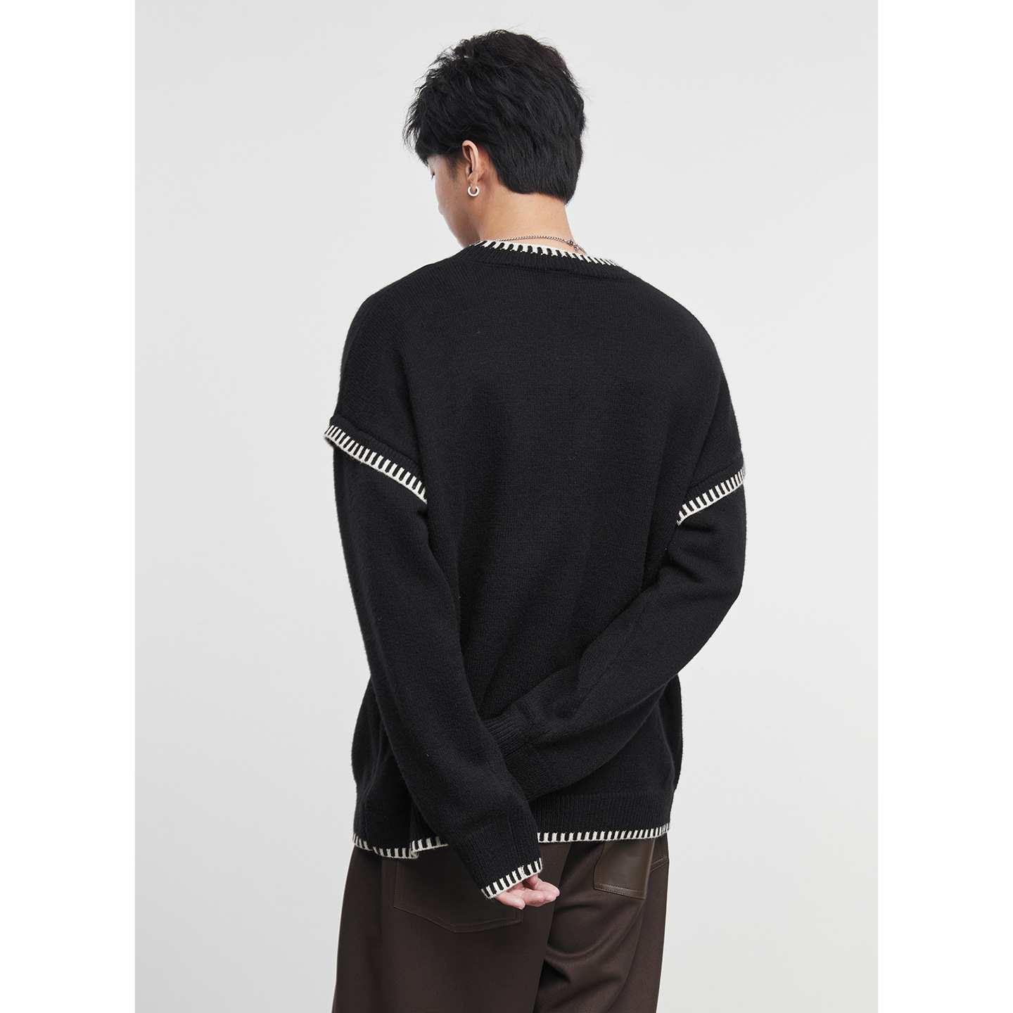 피겨 스웨터 남성용 고급스러움 이너 가을 겨울 트렌드 니트 신상품