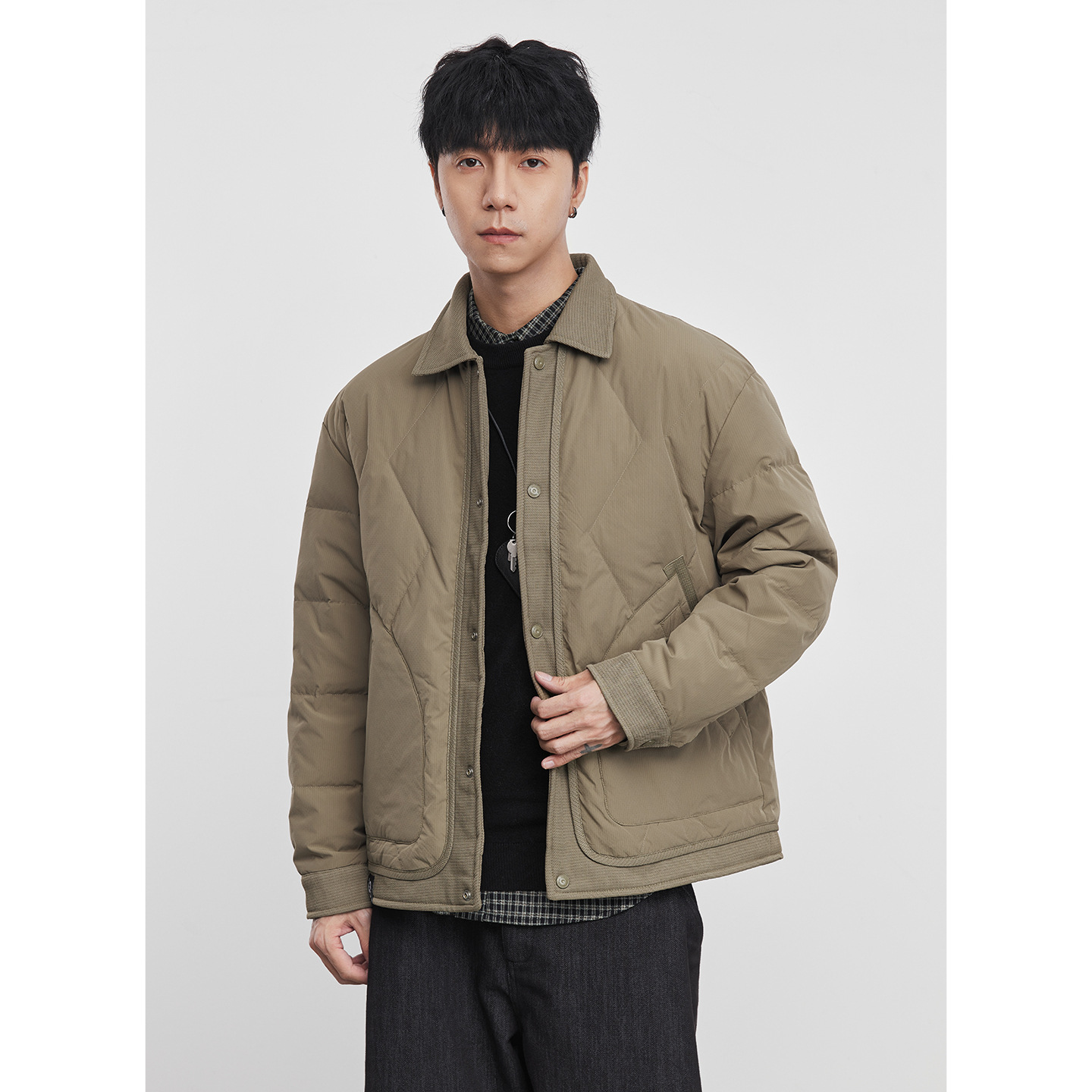 터틀넥 얇은 패딩 신상 캐주얼 남성 겨울 보온 흰색 오리털 점퍼