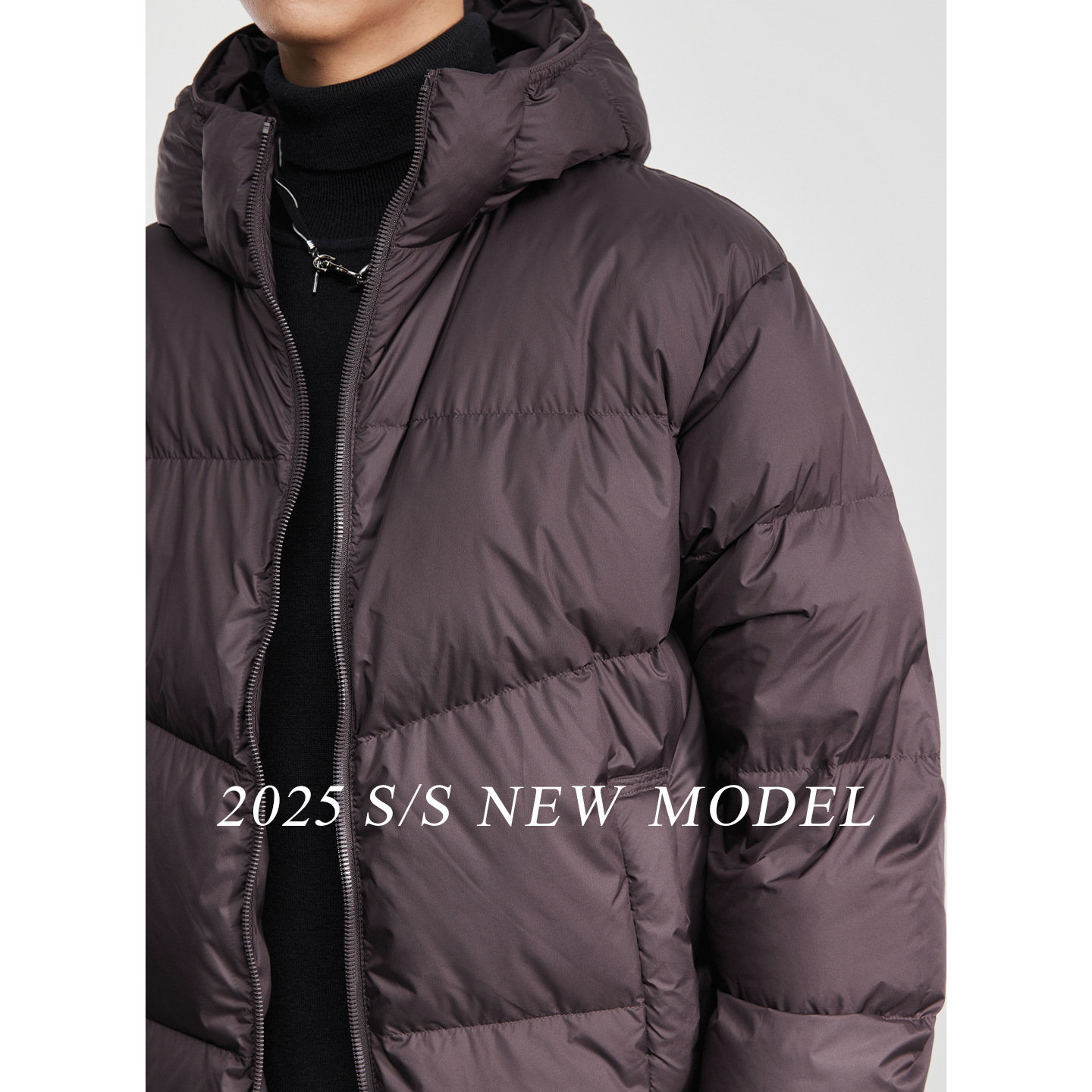 90 화이트 오리털 무중력 후드 패딩으로 겨울에 어디든 걸쳐도 따뜻해요