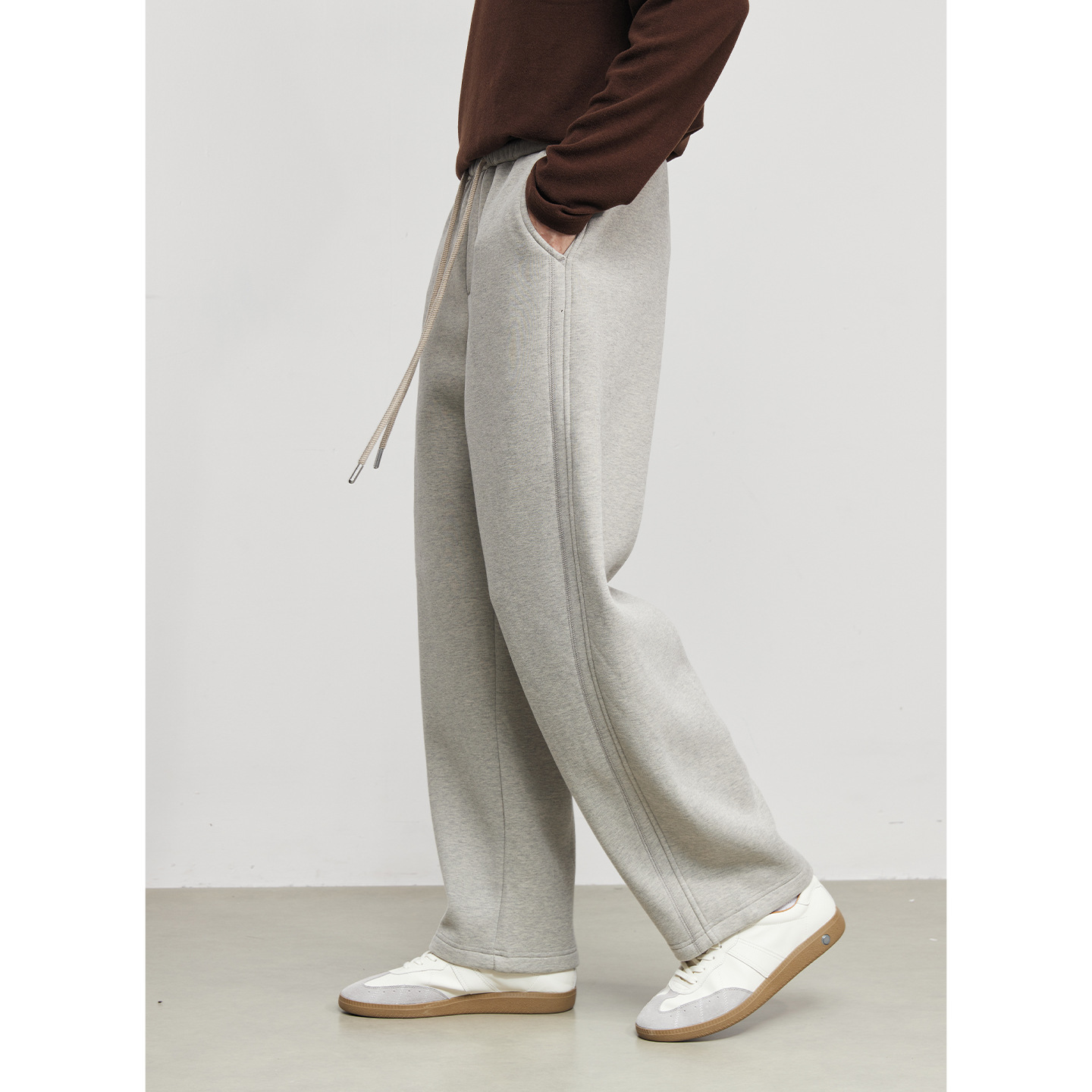 남성 기모 통 캐주얼 가을겨울 슬랙스 솔리드 와이드 스타일 롱 팬츠입니다