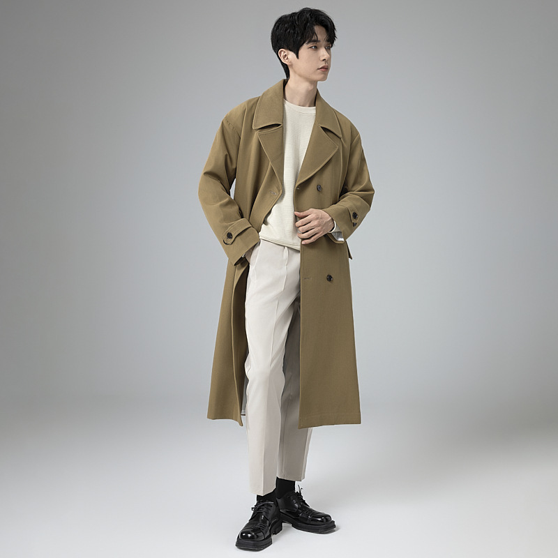 박시함 라지 사이즈 캐주얼 더블 봄가을 트렌치코트 남자 롱기장으로 무릎 내려오는 고급스러운 터틀넥 디자인 아우터남입니다