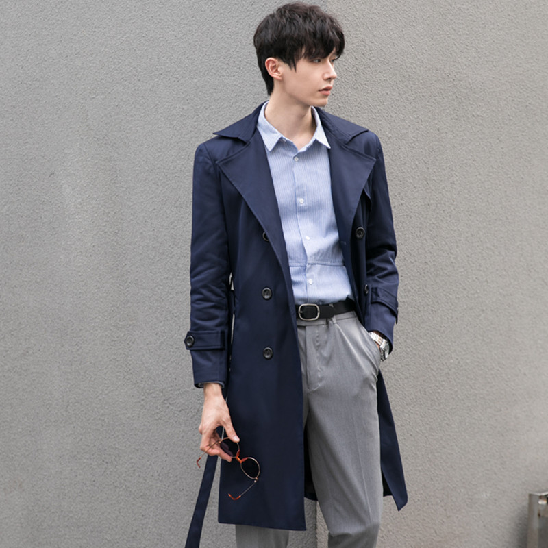 트렌치코트남 미디엄 기장으로 봄 가을 한판 트렌드 시크한 브리슬리 코트니하이 루즈핏 코트남입니다