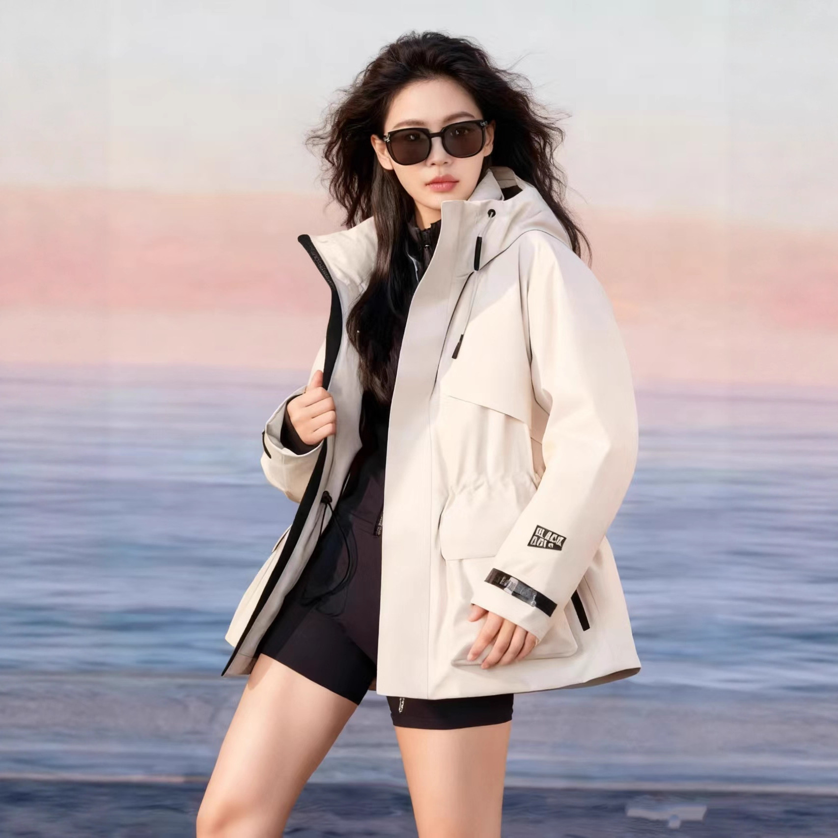 블랙 골드 오리털 패딩 여성 점퍼